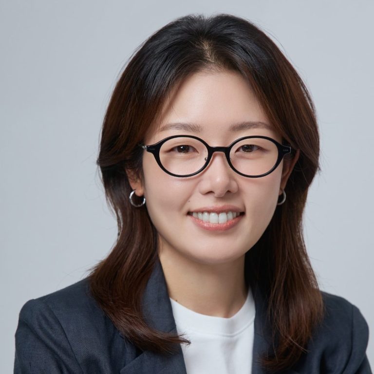Copyright: Seowoo Studio Potrait Woo Ri Chae